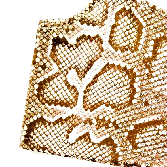 🐍 NWT Snakeskin Patterned Cami Crop Top! 🐍 - Picture 5 of 5